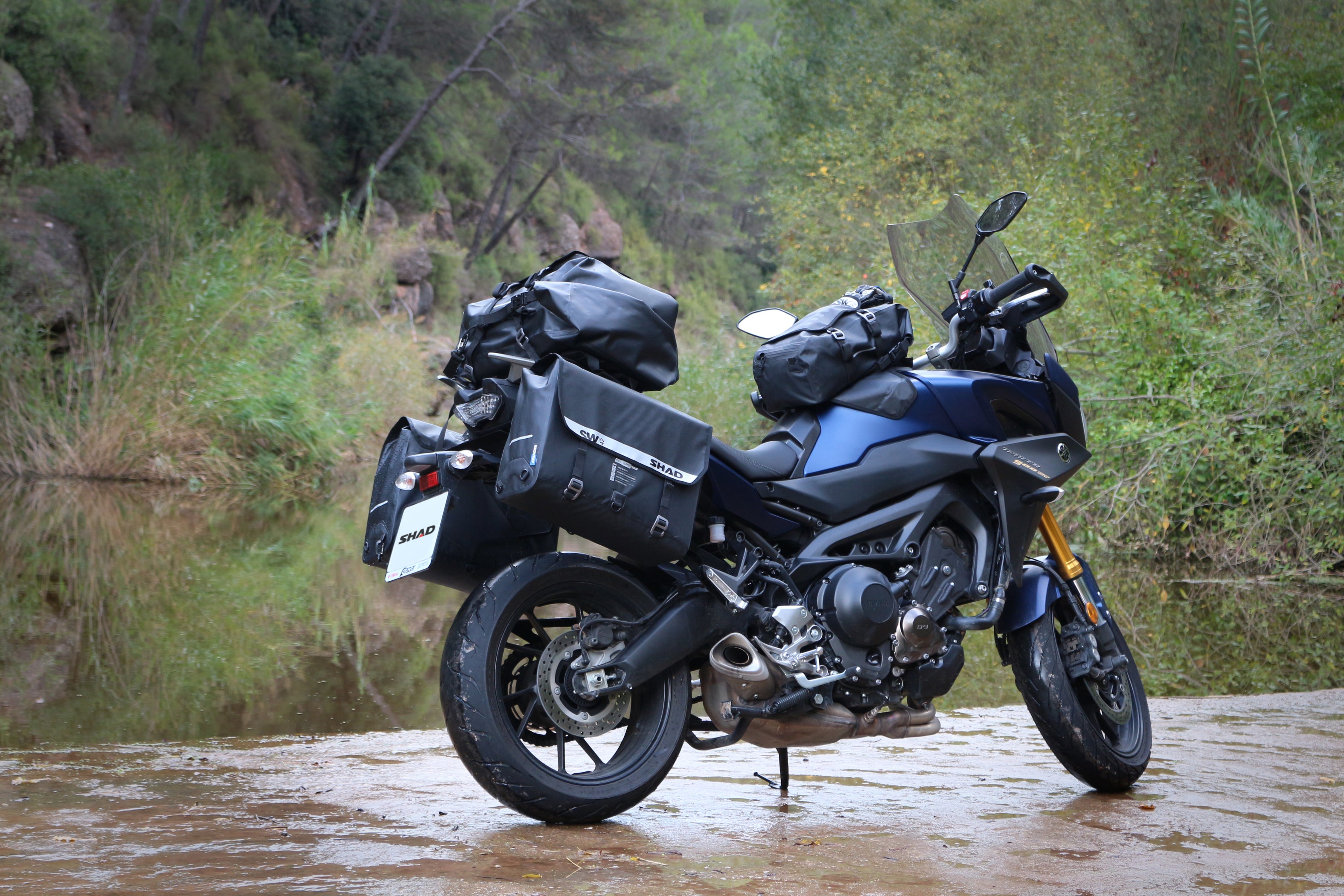 SHAD SW42 Waterproof Saddlebags – 50L Motorcycle Storage | SHAD USA