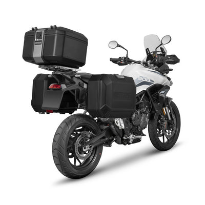 SHAD black aluminum top case & panniers - lateral view - luggage set on Triumph Tiger 1200.