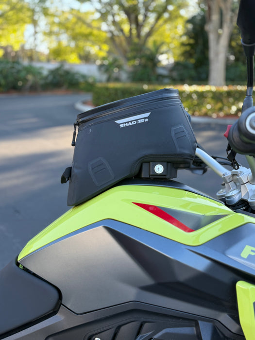 BMW F900GS Click System Tank Bag Bundle SHAD TR10CL