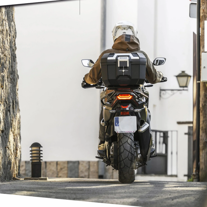 TR41 Terra Black Top Case